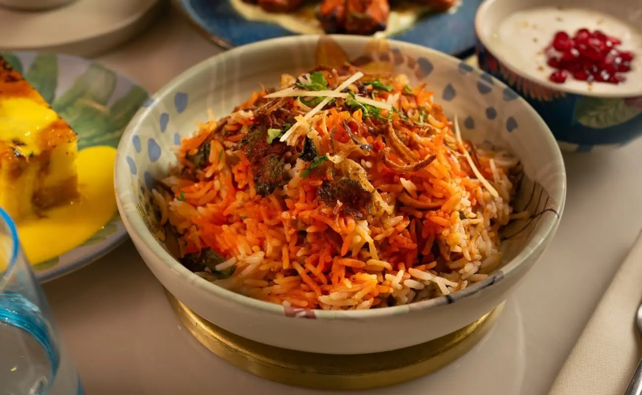 What to Eat in Paris When You Crave Authentic Indian Comfort Food img (5)